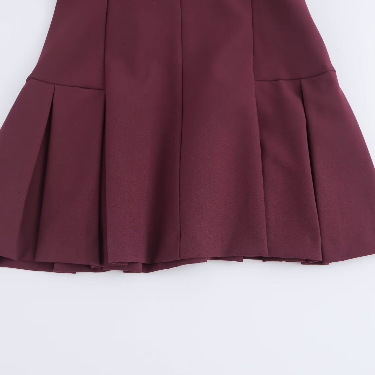 TENNIS SUIT CHERRY RED