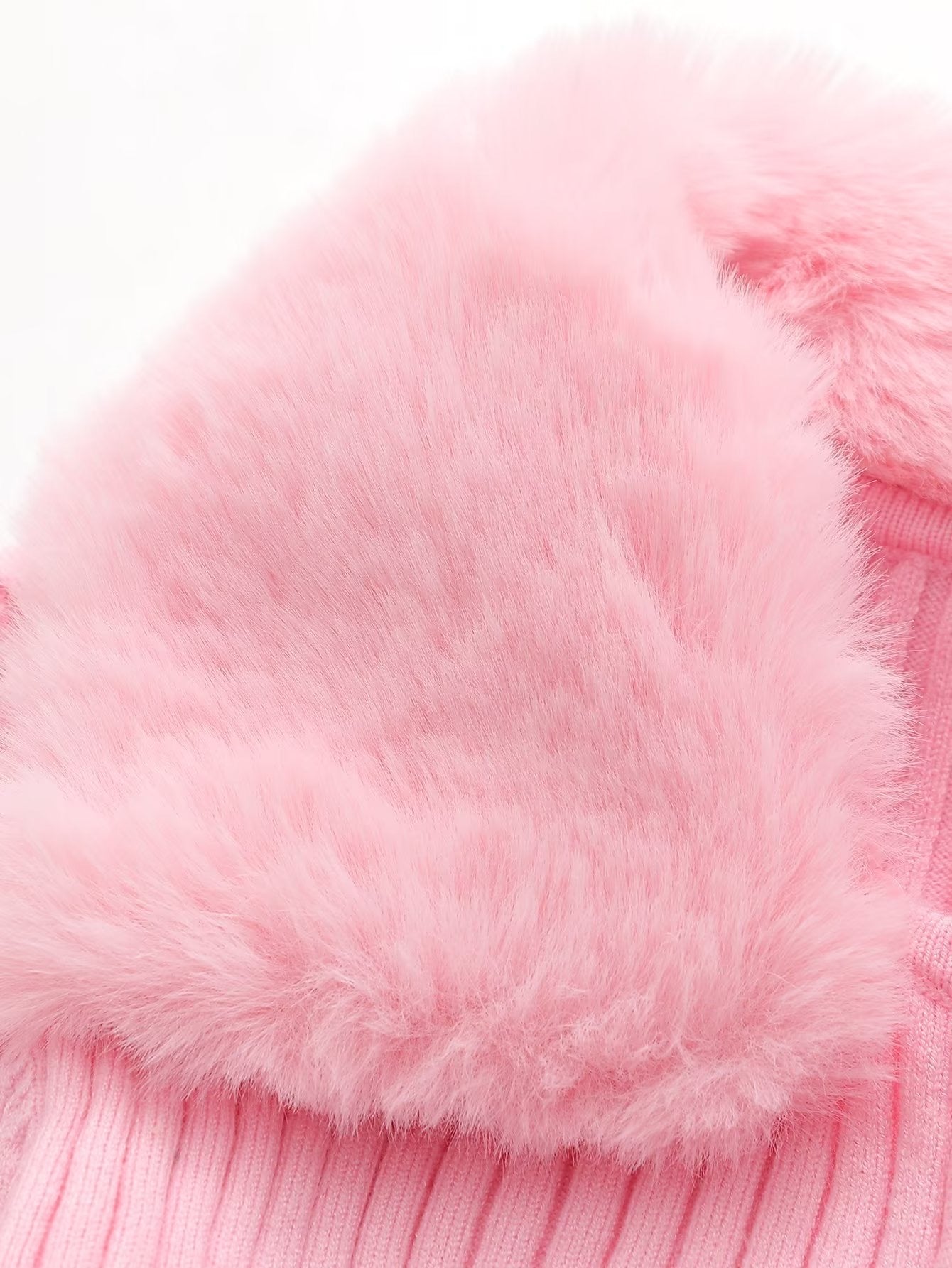 PINKY CARDIGAN MIT PELZ KRAGEN