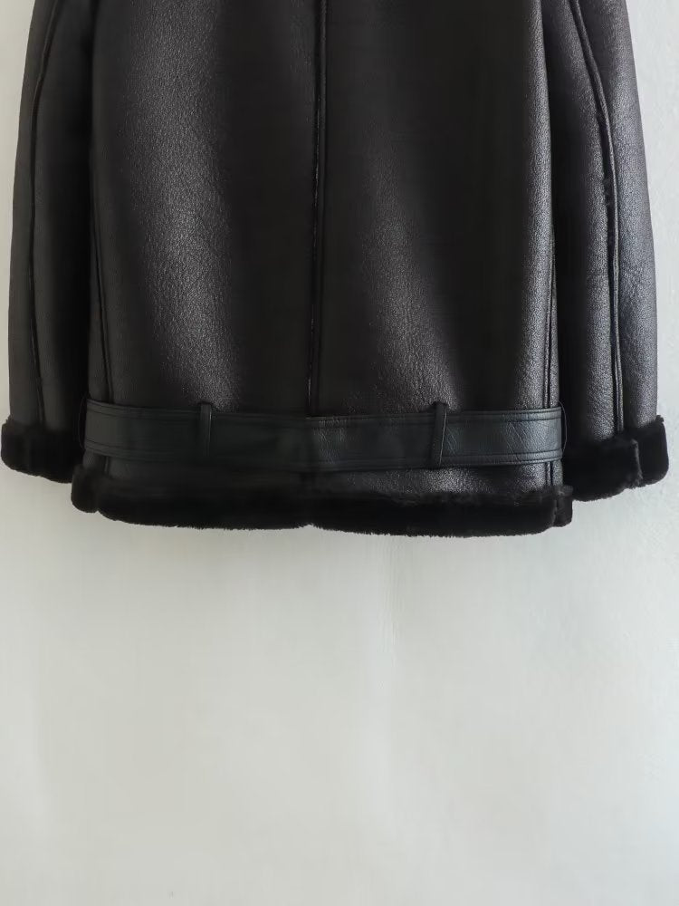 BLACK LEATHER JACKET